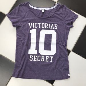 VS tee
